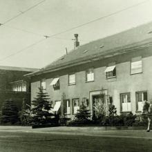 Das erste Verwaltungsgebäude aus dem Jahr 1939