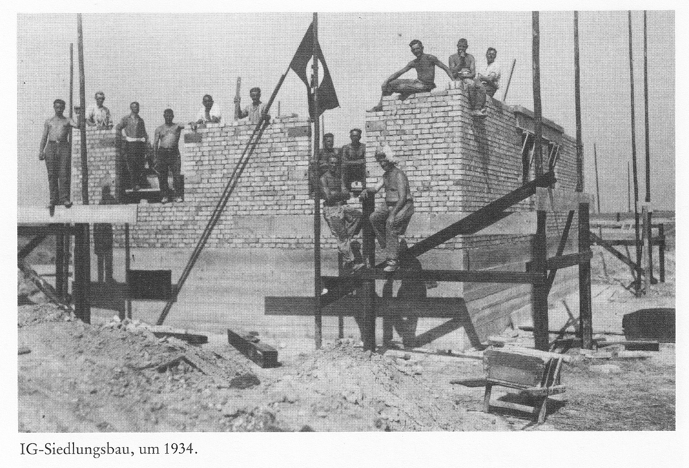Baustelle mit NS-Fahne 1934, (Foto aus Rings, Rheinau) 
