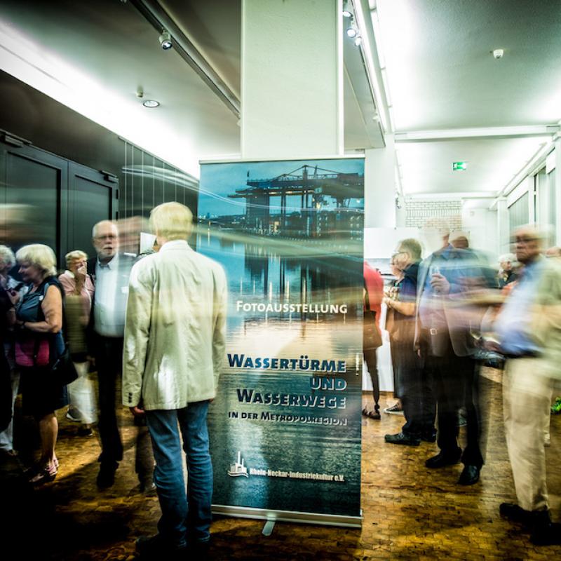 Eingang zur Ausstellung, Foto Thommy Mardo