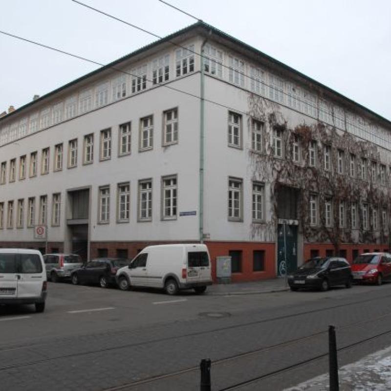 Mittelstraße 42 Fassade (Foto: FB 61, Norbert Gladrow)