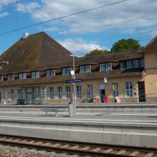 Neuer Bahnhof Neu-Edingen/Friedrichsfeld-Nord (Gleisseite), Foto September 2020 Monika Ryll 