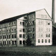 Die in den Jahren 1922/23 erbaute Papierfabrik