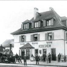 Bahnhof in Heddesheim, östliche Endstation der Nebenstrecke, Foto um 1010, aus: Ralph Stephan: Das zähe Ringen um den Nachverkehr, in: MGBl 2011, S. 64