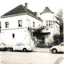 Maximilianstraße 3, ehemaliges Remisen- und Kutschergebäude der Villa Haas, Foto um 1975 Stadt Mannheim