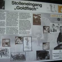 Informationsschild des Lehrpfades der KZ-Gedenkstätte Neckarelz