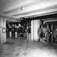 1928: Maschinenraum der Zentralwaschküche (Quelle: GAG)