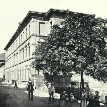 Fassade der neuen Gerberei in der Müllheimer Talstr. - Foto Carl Schütte um 1899 - Quelle: Stadtarchiv Weinheim