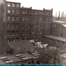 Altbau mit Zinnen von 1898,  links Anbau 1933, vorn neues Kesselhaus (Foto: Felina-Archiv)