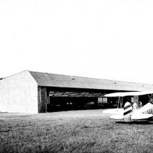 Flugplatz, Hangar um 1930 (Foto: Stadtarchiv Mannheim)