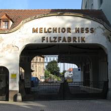 Tor der Filzfabrik (Foto Ritter)