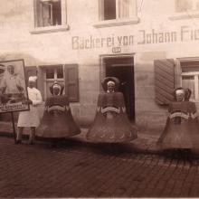 3 Glocken Werbung, Postkarte, um 1920, Stadtarchiv Weinheim Rep. 32 Nr. 24119